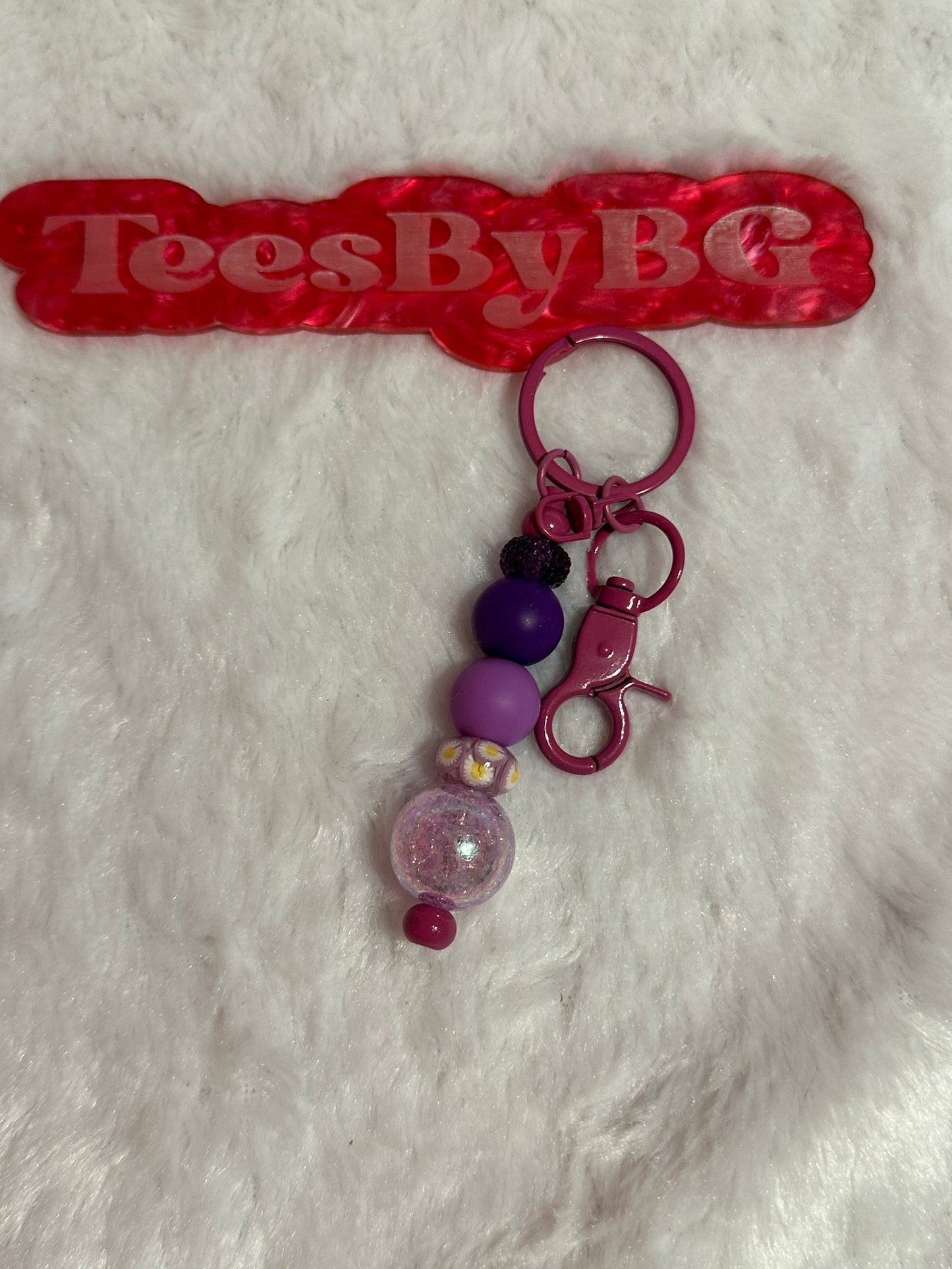 Purple Daisy on Cranberry Keychain